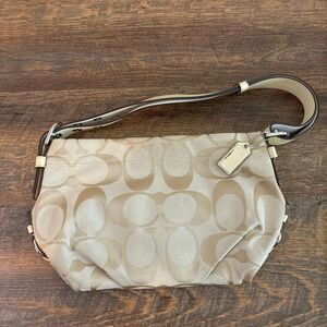 Coach Signature Convertible Jacquard shoulder bag F156068 beige and gold